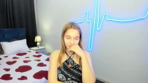 Snapshot of yasminasage chatting on 10/07/25, 01:19 Yasmina online show from 10/07/25, 01:19