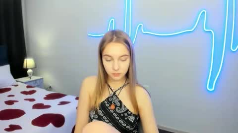 Snapshot of yasminasage chatting on 10/13/25, 02:28 Yasmina online show from 10/13/25, 02:28