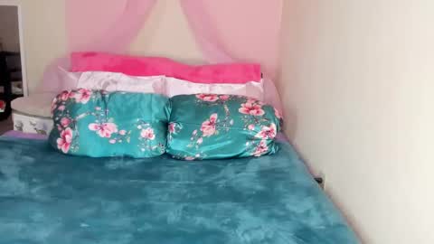 Yasmina online show from 01/02/25, 06:50