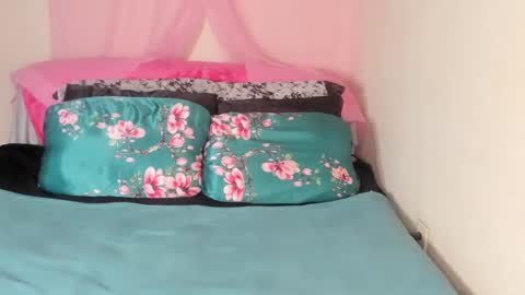 Yasmina online show from 02/24/25, 03:33