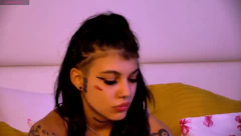 Snapshot of yasminstormx chatting on 06/01/26, 04:25 Diana online show from 06/01/26, 04:25