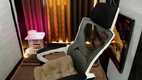 yassiered online show from 11/29/25, 02:25