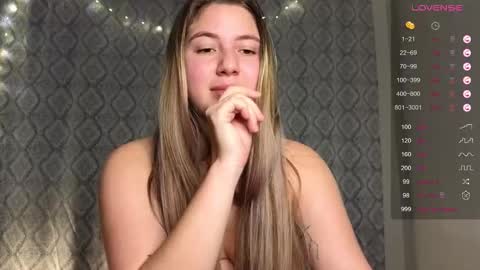 Yasyaa  online show from 12/10/24, 11:51