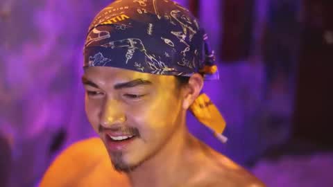 Snapshot of yawa__ chatting on 12/02/25, 11:26 Blush online show from 12/02/25, 11:26