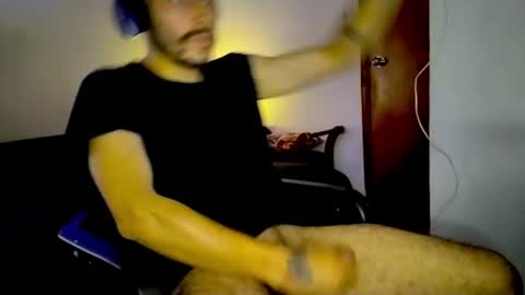 Yawall online show from 07/09/26, 03:16