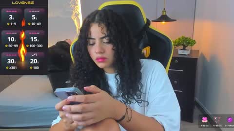 yaya23x online show from 09/13/25, 04:07