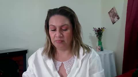 Snapshot of yayita_mature chatting on 01/12/25, 12:55 yayita online show from 01/12/25, 12:55