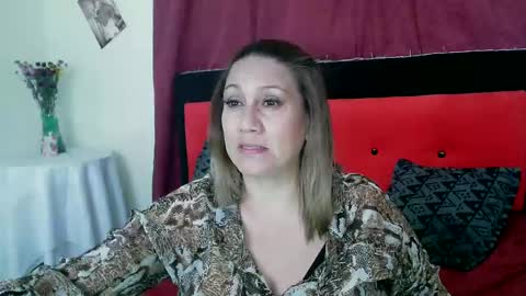 Snapshot of yayita_mature chatting on 01/14/25, 12:56 yayita online show from 01/14/25, 12:56