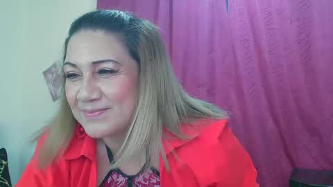 Snapshot of yayita_mature chatting on 02/25/25, 02:22 yayita online show from 02/25/25, 02:22