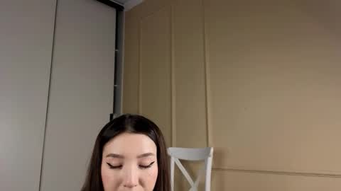 Jenny online show from 10/01/25, 01:17