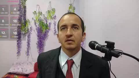 Snapshot of yazflor chatting on 09/19/25, 02:29 Hazzan y Greisy online show from 09/19/25, 02:29