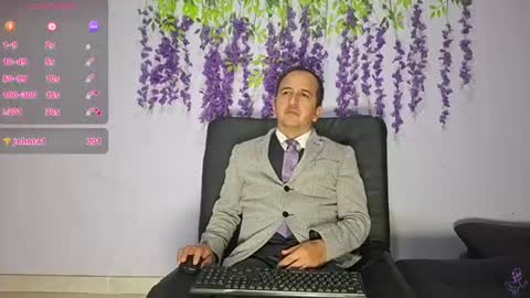 Hazzan y Greisy online show from 06/18/26, 02:34