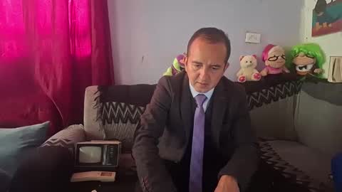 Snapshot of yazfore chatting on 09/08/25, 02:16 Hazzan online show from 09/08/25, 02:16