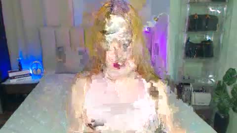 Yazzi online show from 09/11/25, 02:33