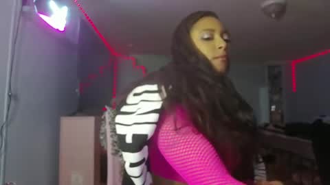 Yazmin Royal online show from 12/14/24, 08:13