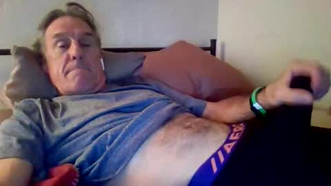 Snapshot of yeah_baby6988 chatting on 11/06/25, 09:26 yeah_baby6988 online show from 11/06/25, 09:26