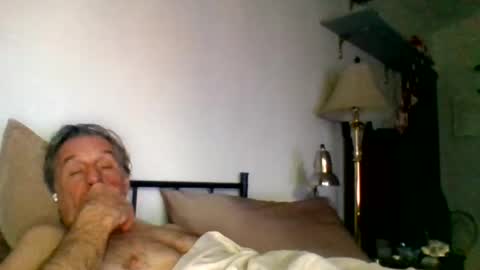 Snapshot of yeah_baby6988 chatting on 01/18/26, 12:36 yeah_baby6988 online show from 01/18/26, 12:36