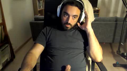 yeeaahoo online show from 05/11/26, 07:33