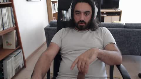 yeeaahoo online show from 06/17/26, 12:18