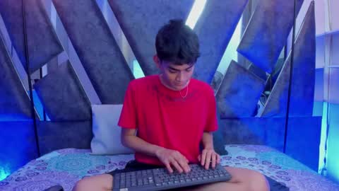 Snapshot of yef_thinn chatting on 09/19/25, 03:30 yef_thinn online show from 09/19/25, 03:30