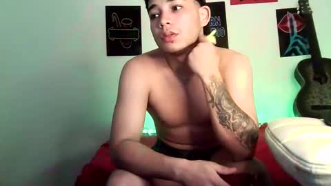 yeihot1 online show from 11/12/25, 06:03