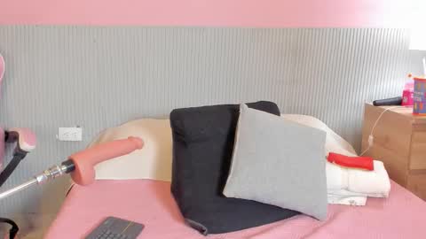Snapshot of yeika_foxy chatting on 03/21/26, 10:53 yeika_foxy online show from 03/21/26, 10:53