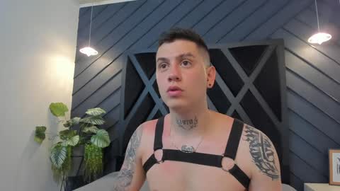 YEIKO ROMERO online show from 01/03/25, 02:10