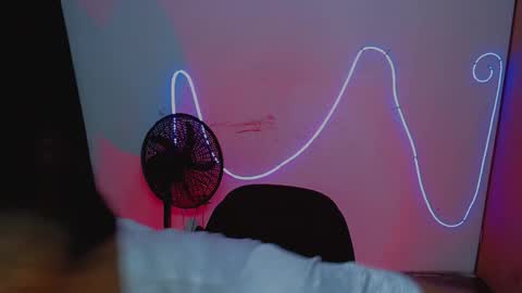 YEISON online show from 12/21/25, 03:57