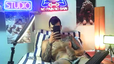 Snapshot of yeisoncastellanos1999 chatting on 10/08/25, 02:09 yeisoncastellanos1999 online show from 10/08/25, 02:09