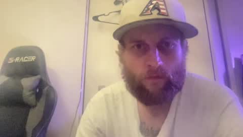 Jennmike online show from 07/16/26, 07:25