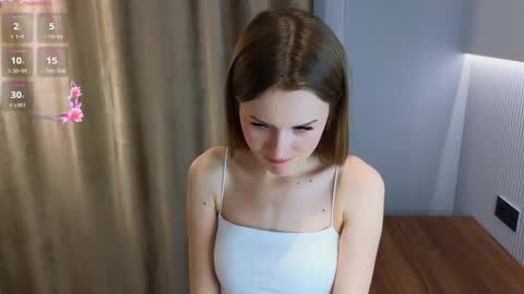 Snapshot of yelenaolaya chatting on 01/09/26, 01:19 Kate online show from 01/09/26, 01:19