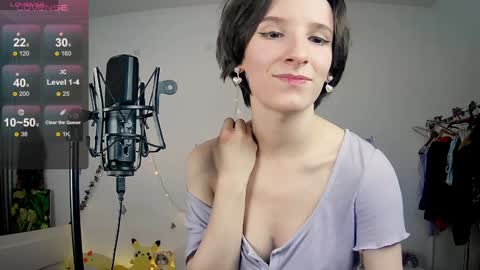 Liya online show from 12/22/24, 06:04