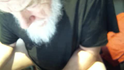 .     y e l l o w s n a k e s       . online show from 10/29/25, 03:47