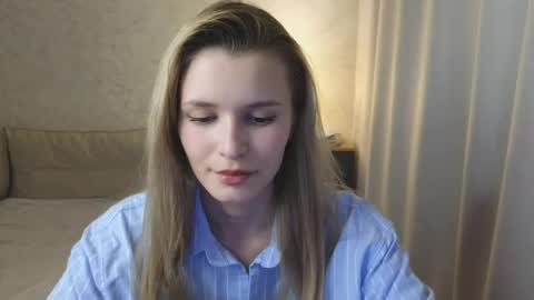 Yenna online show from 05/21/26, 05:42