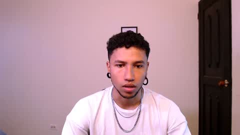 Snapshot of yerfon_s1 chatting on 12/16/24, 06:05 Yeff ind. model online show from 12/16/24, 06:05