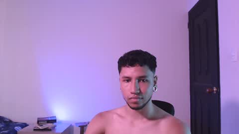 Snapshot of yerfon_s1 chatting on 01/15/25, 07:55 Yeff ind. model online show from 01/15/25, 07:55