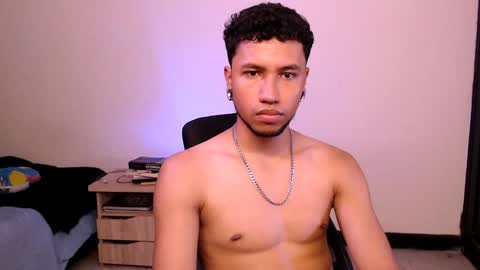 Snapshot of yerfon_s1 chatting on 01/24/25, 04:27 Yeff ind. model online show from 01/24/25, 04:27