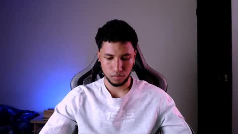 Snapshot of yerfon_s1 chatting on 03/02/25, 04:07 Yeff ind. model online show from 03/02/25, 04:07