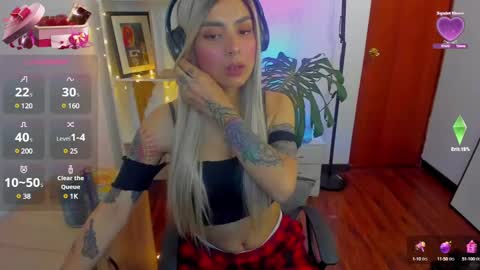 Snapshot of yeriawaddell_ chatting on 01/10/25, 12:38 yeriawaddell online show from 01/10/25, 12:38