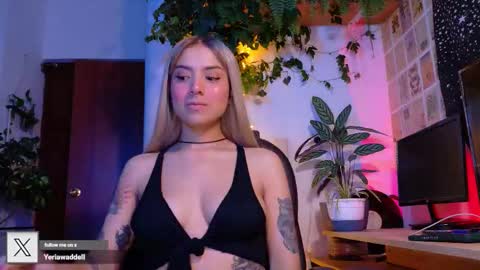 yeriawaddell  online show from 11/14/25, 10:29