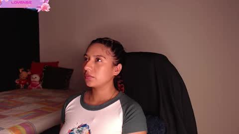 Yesi online show from 10/06/25, 04:59