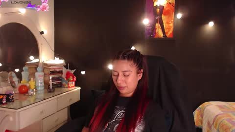 Yesi online show from 10/14/25, 06:09