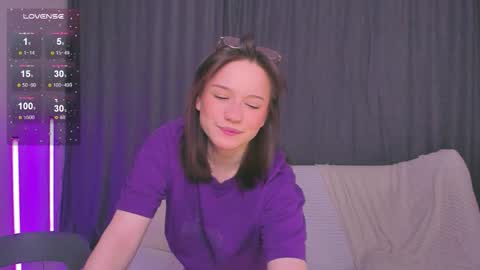 Snapshot of yes_ready chatting on 11/14/25, 07:56 eva online show from 11/14/25, 07:56