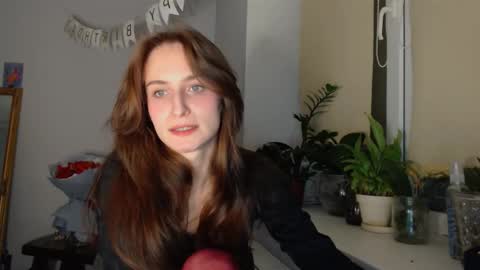 Zoe online show from 02/14/25, 09:43