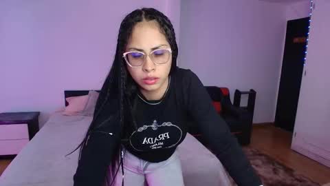 Snapshot of yesie_hot2 chatting on 02/10/26, 02:15 yesie_hot2 online show from 02/10/26, 02:15