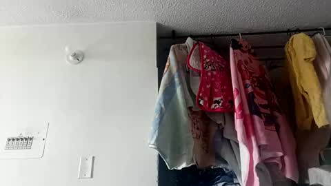 Yesika online show from 05/20/26, 01:28