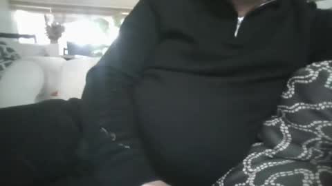 yesplease1969 online show from 10/19/25, 08:48