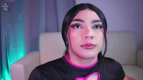 Snapshot of yess__daddy_ chatting on 10/28/25, 11:47 sofia online show from 10/28/25, 11:47