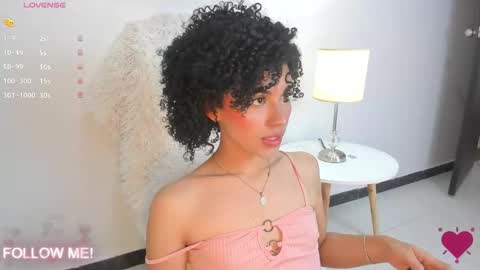 Snapshot of yess__daddyy chatting on 02/05/26, 02:43 YAMPOOL online show from 02/05/26, 02:43