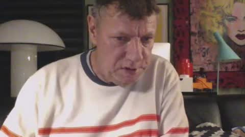 Snapshot of yessex247 chatting on 12/02/24, 01:58 yessex247 online show from 12/02/24, 01:58